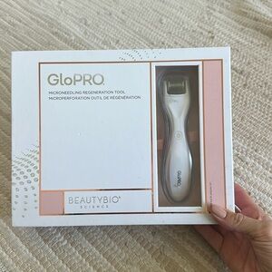 Glo Pro Microneedling Tool